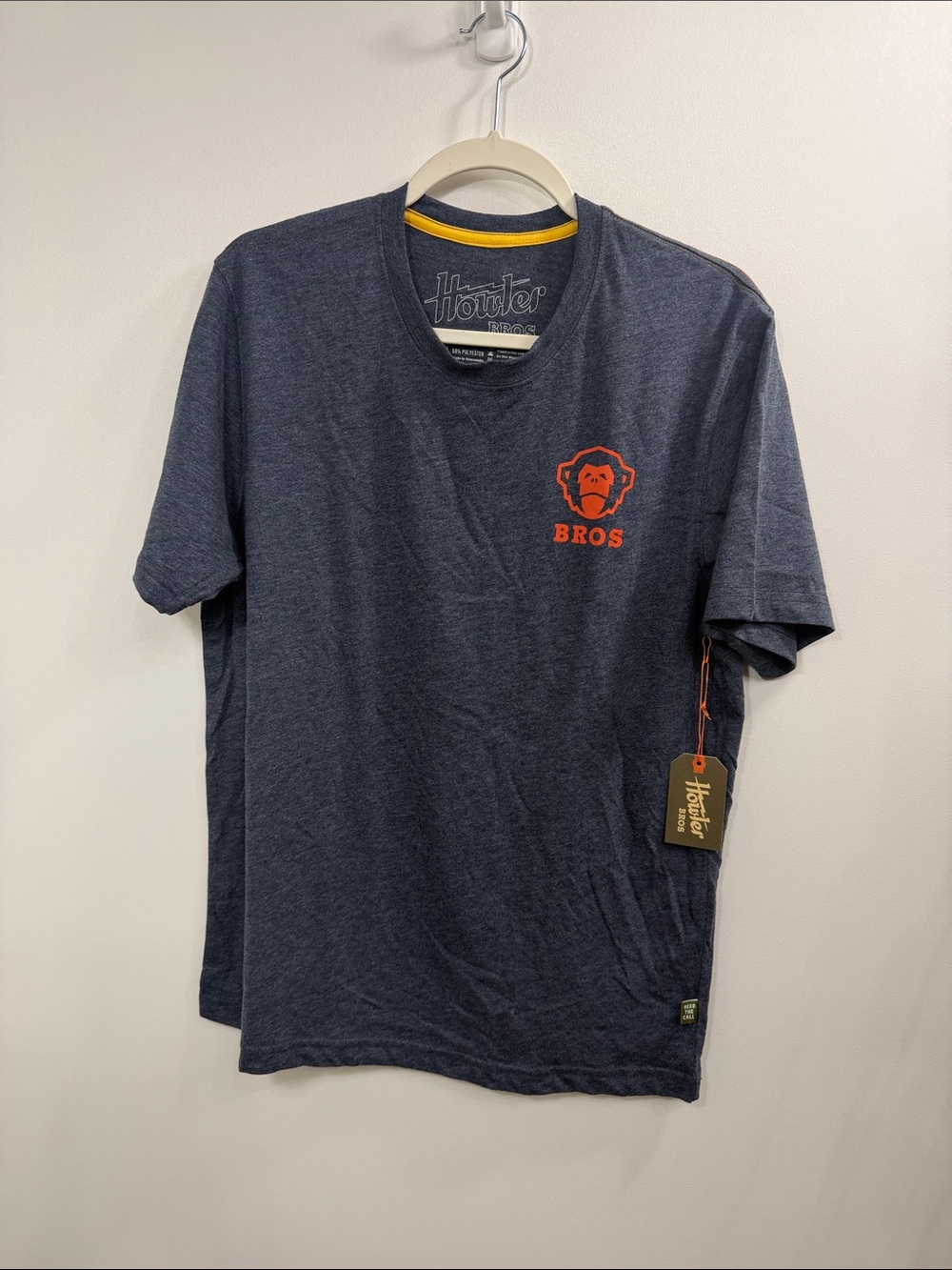 Howler Bros Duel Howler Navy heather T shirt size medium.NWT